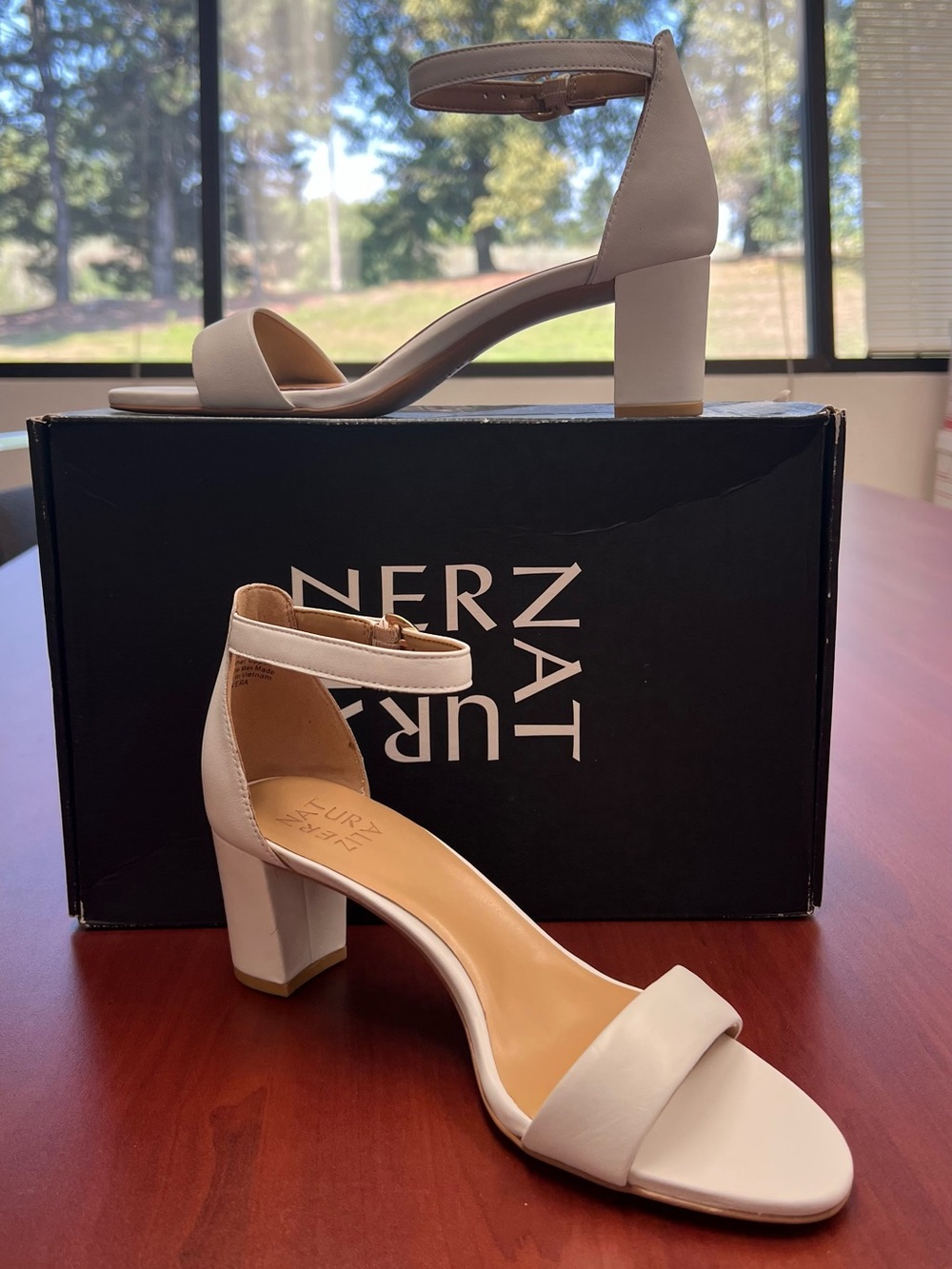 Naturalizer Women's Ankle Strap Block Heel Leather Sandals - White